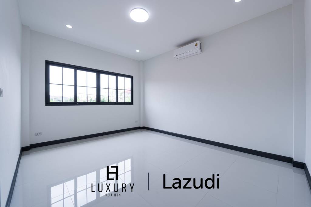 วิลล่าสองชั้น 4 ห้องนอนพร้อมสระว่ายน้ำในซอยหัวหิน 102