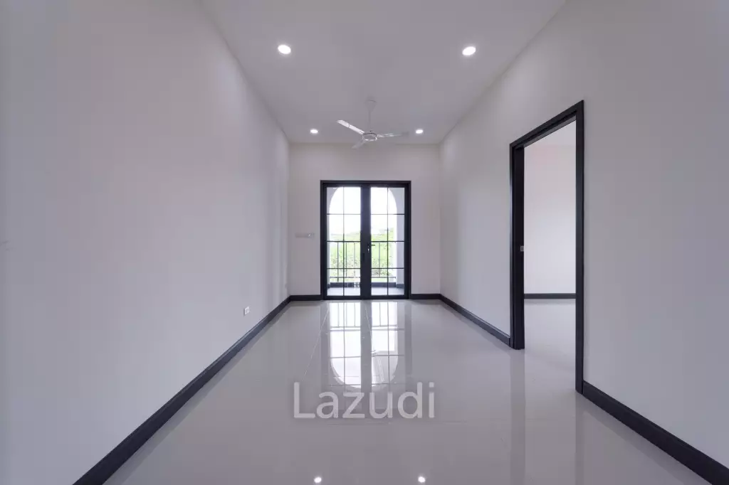 Brand New 2-Storey Villa with Pool in Soi 102