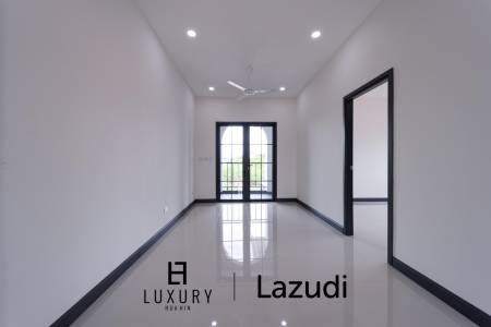 วิลล่าสองชั้น 4 ห้องนอนพร้อมสระว่ายน้ำในซอยหัวหิน 102