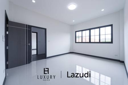 วิลล่าสองชั้น 4 ห้องนอนพร้อมสระว่ายน้ำในซอยหัวหิน 102