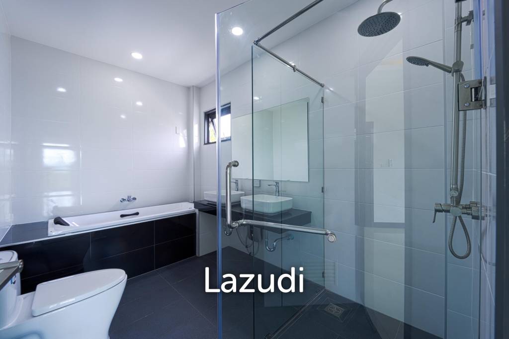 Brand New 2-Storey Villa with Pool in Soi 102