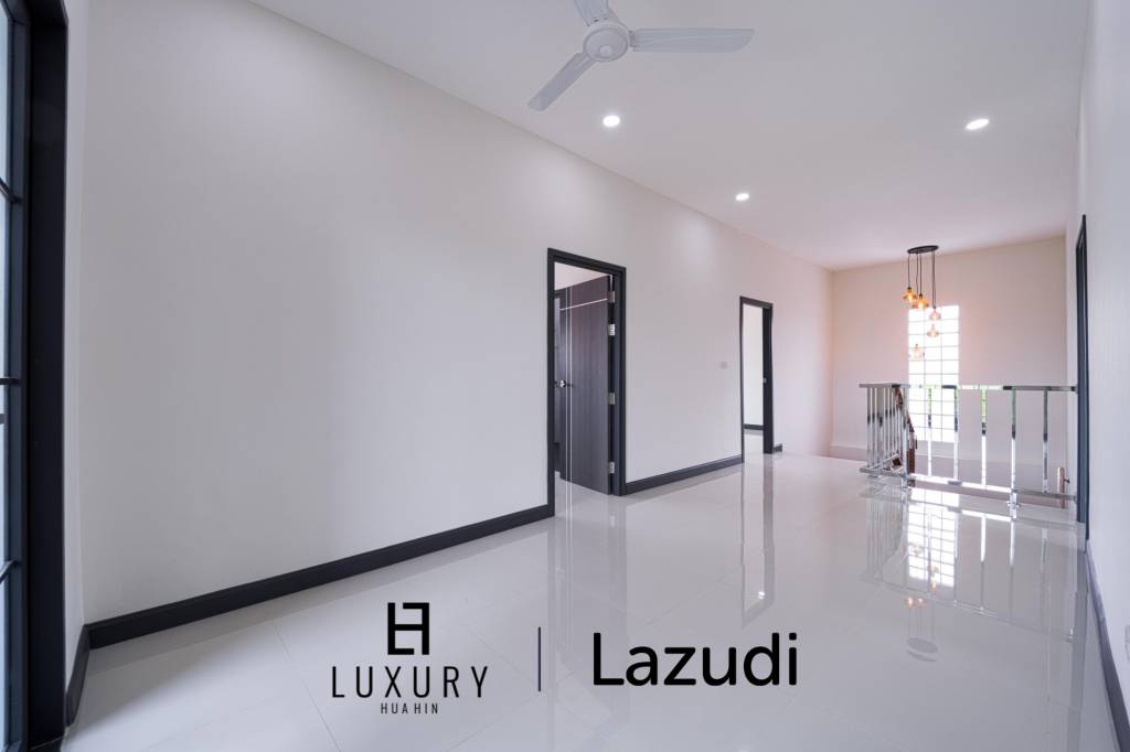 วิลล่าสองชั้น 4 ห้องนอนพร้อมสระว่ายน้ำในซอยหัวหิน 102