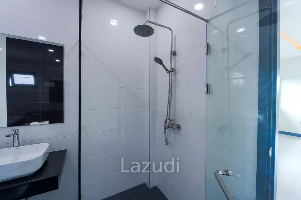 Brand New 2-Storey Villa with Pool in Soi 102