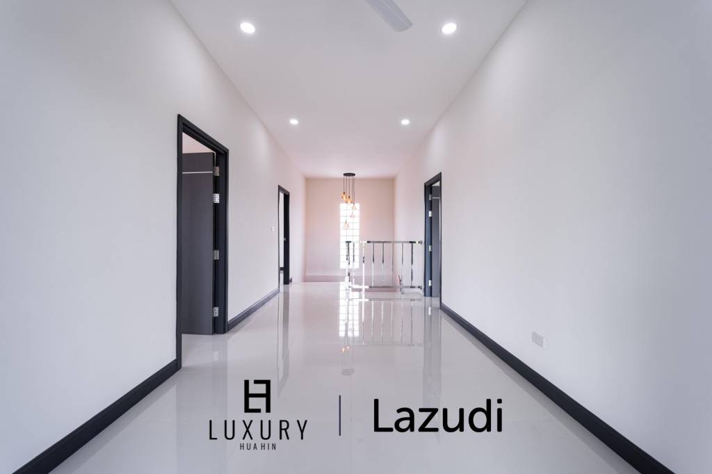 วิลล่าสองชั้น 4 ห้องนอนพร้อมสระว่ายน้ำในซอยหัวหิน 102