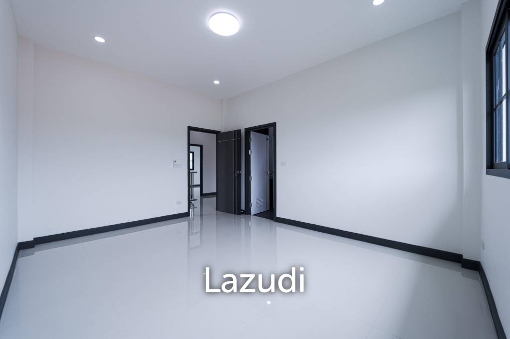 Brand New 2-Storey Villa with Pool in Soi 102