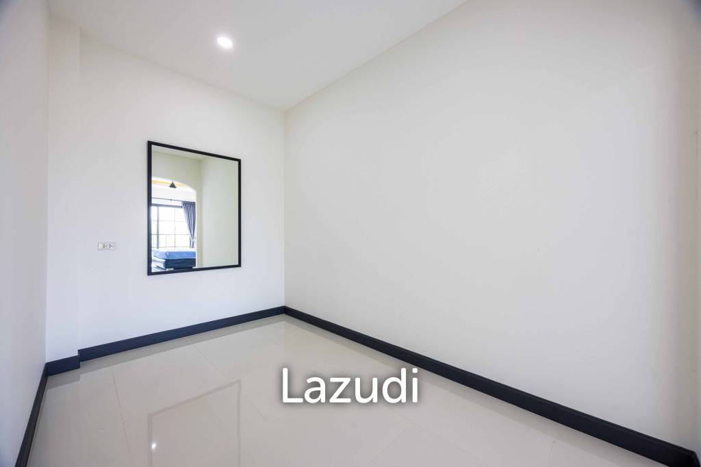 Brand New 2-Storey Villa with Pool in Soi 102