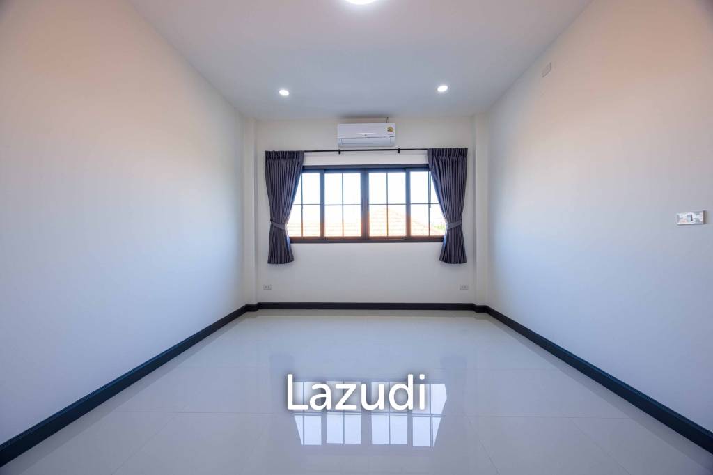 Brand New 2-Storey Villa with Pool in Soi 102