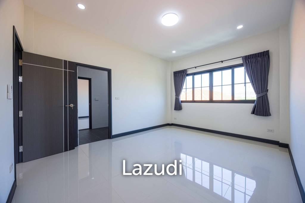 Brand New 2-Storey Villa with Pool in Soi 102