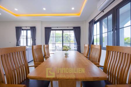 Soi 102: Brandneue einstöckige Pool Villa