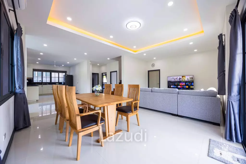 Brand New 2-Storey Villa with Pool in Soi 102