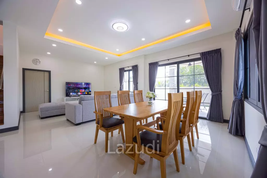 Brand New 2-Storey Villa with Pool in Soi 102
