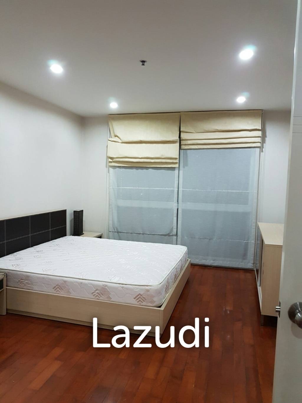 2 Bedroom 2 Bathroom 107 Sq.m Baan Siri Silom