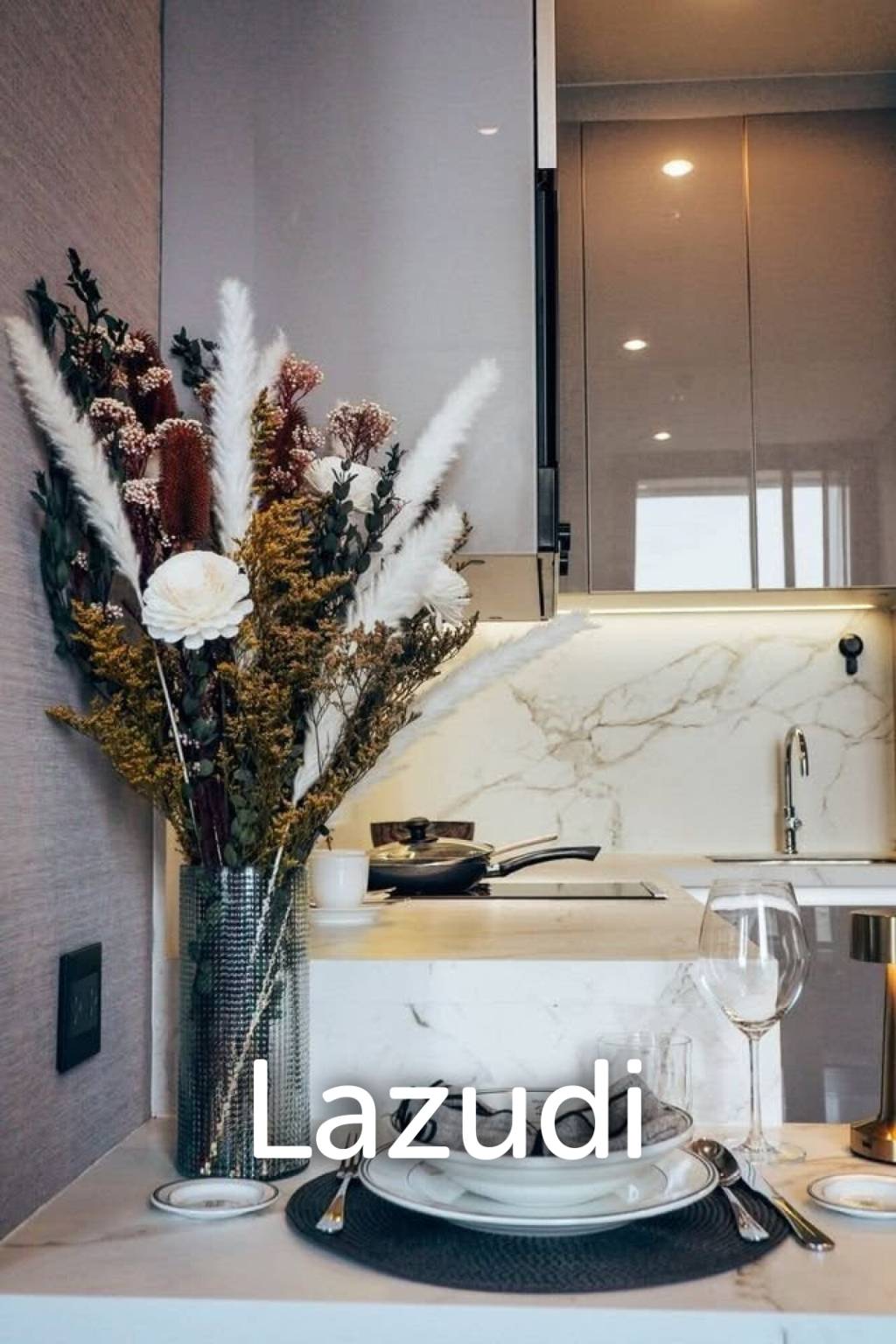 1 Bedroom 1 Bathroom 35.99 Sq.m The Esse at Singha Complex