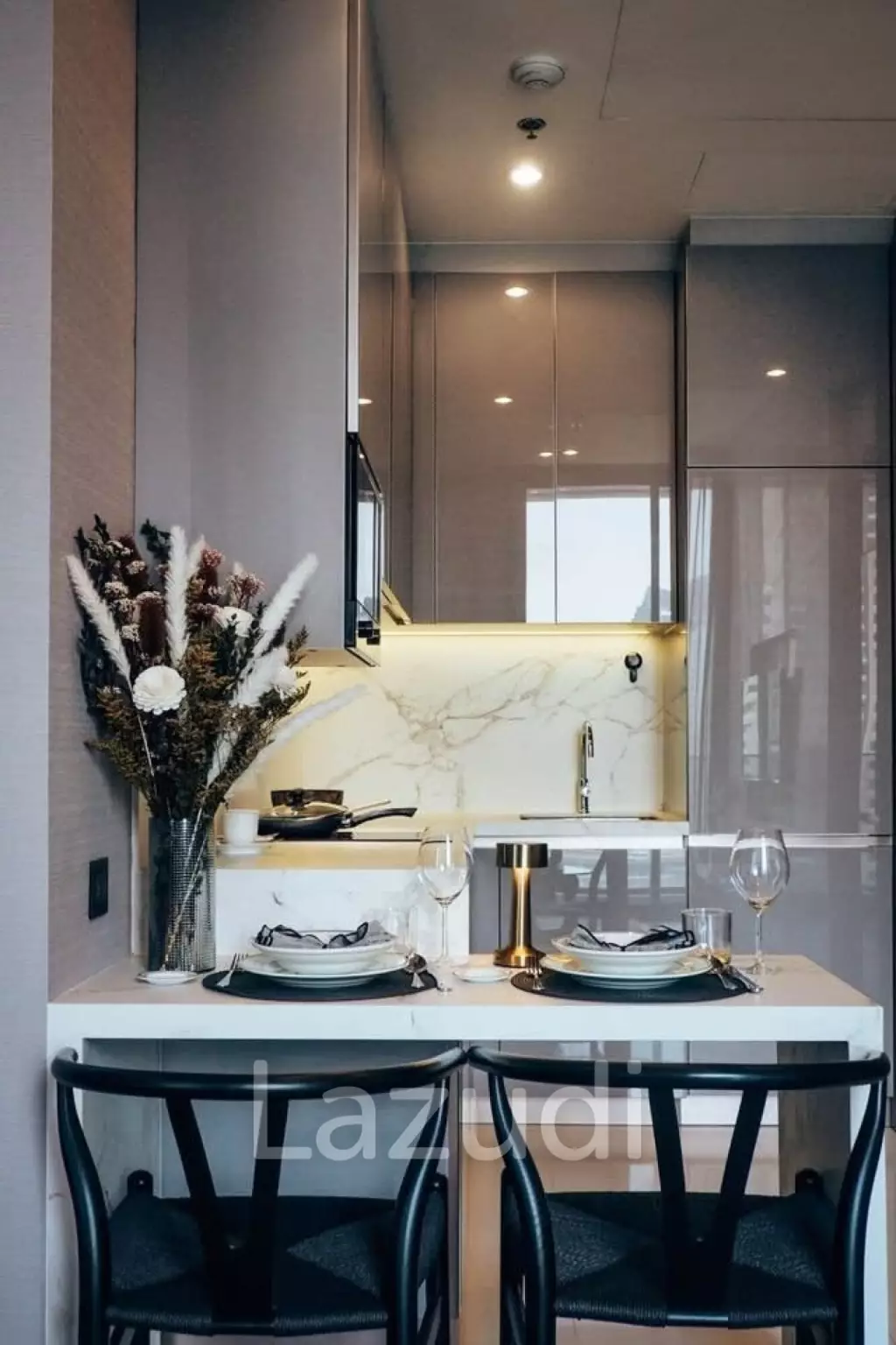 1 Bedroom 1 Bathroom 35.99 Sq.m The Esse at Singha Complex