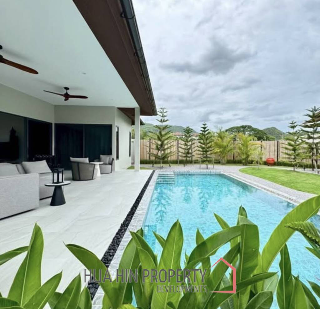 PANORAMA BLACK MOUNTAIN  : 3 bed pool villa