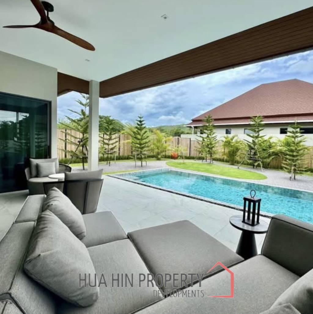 PANORAMA BLACK MOUNTAIN  : 3 bed pool villa
