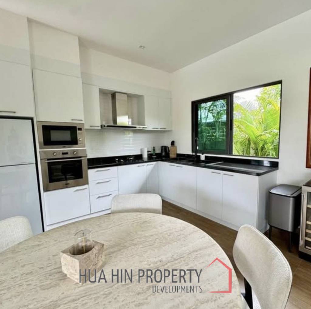 PANORAMA BLACK MOUNTAIN  : 3 bed pool villa