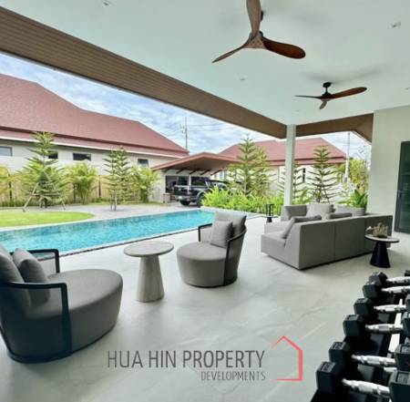 PANORAMA BLACK MOUNTAIN  : 3 bed pool villa