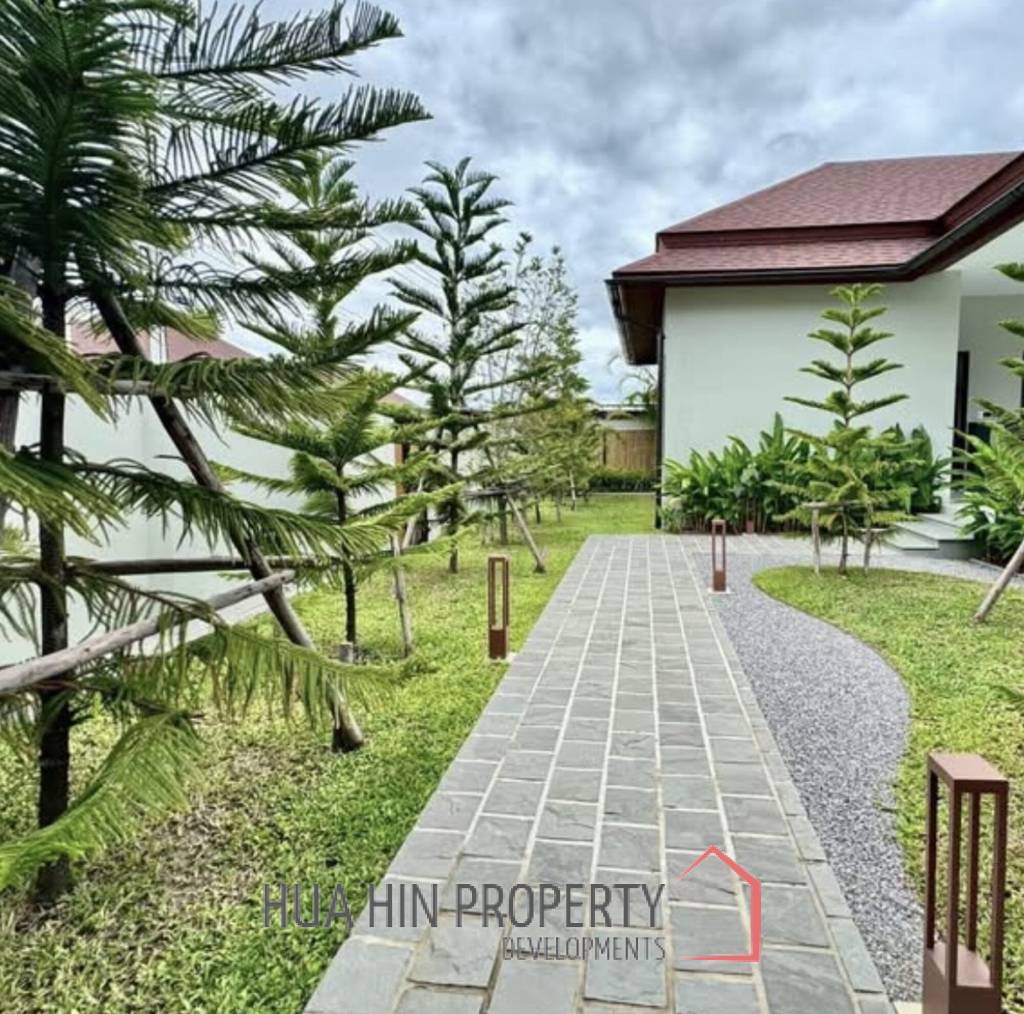 PANORAMA BLACK MOUNTAIN  : 3 bed pool villa