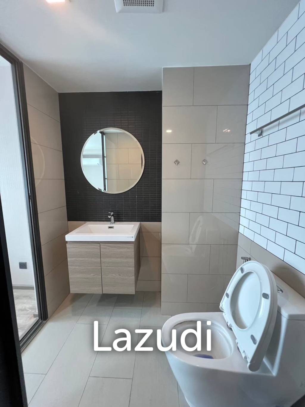 1 Bedroom 1 Bathroom 30 SQ.M Maestro 19 Ratchada