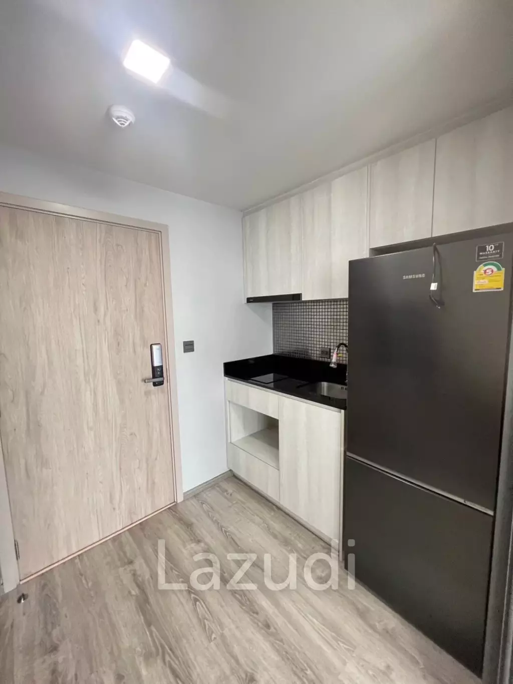 1 Bedroom 1 Bathroom 30 SQ.M Maestro 19 Ratchada