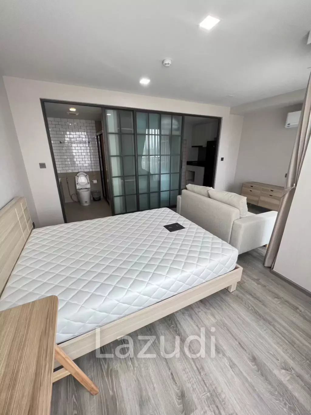 1 Bedroom 1 Bathroom 30 SQ.M Maestro 19 Ratchada