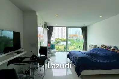 Studio 1 Bath 33 SQ.M. Club Royal Condominium
