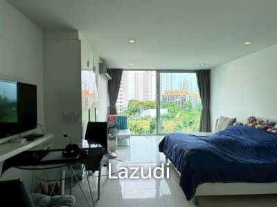 Studio 1 Bath 33 SQ.M. Club Royal Condominium