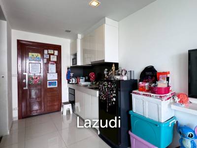 Studio 1 Bath 33 SQ.M. Club Royal Condominium