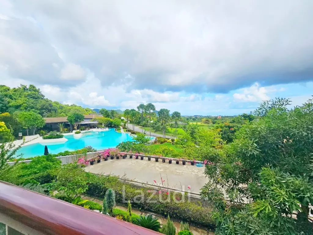 1 Bedroom 1 Bathroom 127.60 SQ.M. Sunplay Bangsaray Heights
