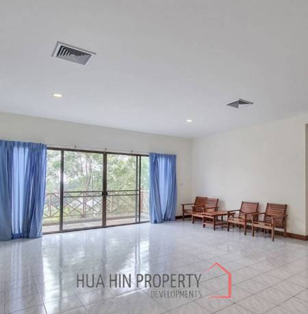 PALM HILL CONDO  : 2 bed utilities condo
