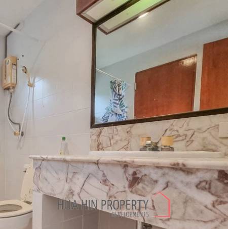 PALM HILL CONDO  : 2 bed utilities condo