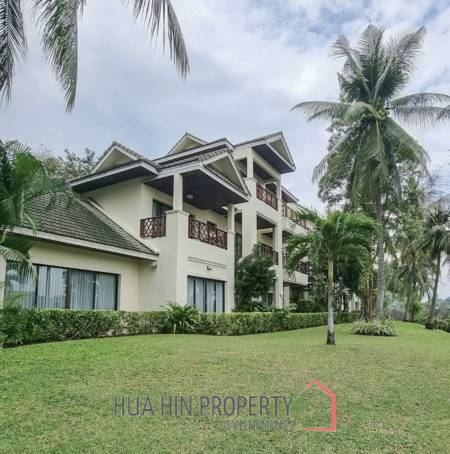 PALM HILL CONDO  : 2 bed utilities condo