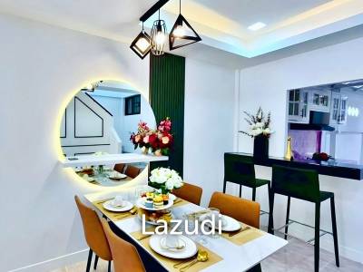 2 Bedrooms 2 Bathrooms 200 SQ.M. Townhome In East Pattaya