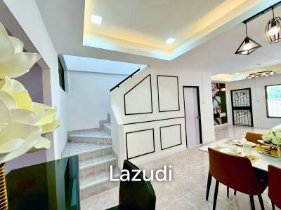 2 Bedrooms 2 Bathrooms 200 SQ.M. Townhome In East Pattaya