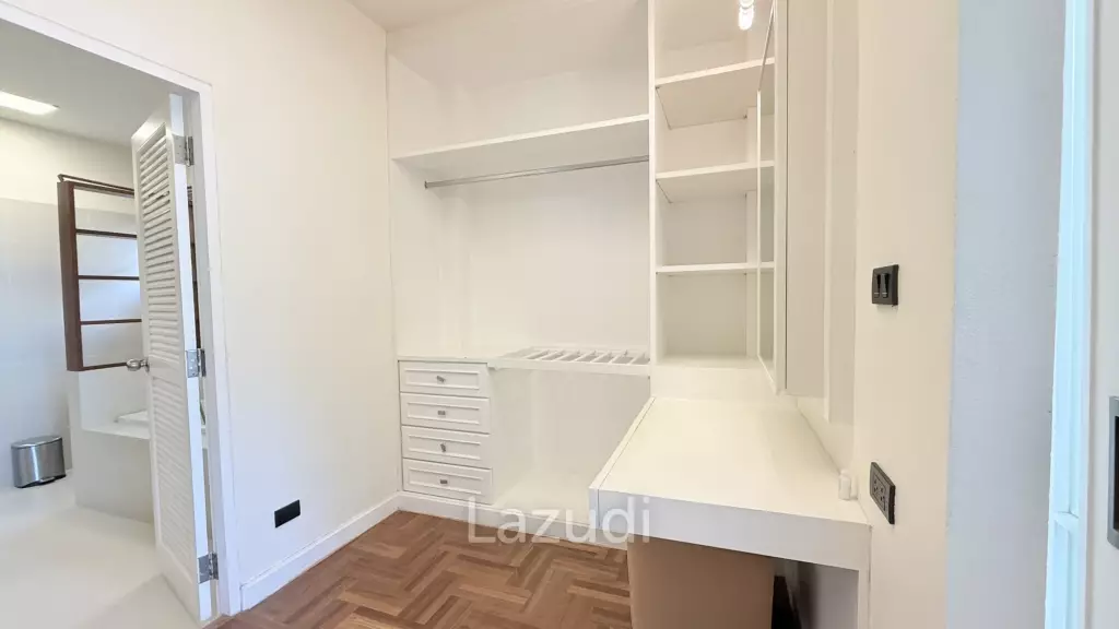 3 Bedrooms 2 Bathrooms 350 SQ.M. Villa Dhewaran
