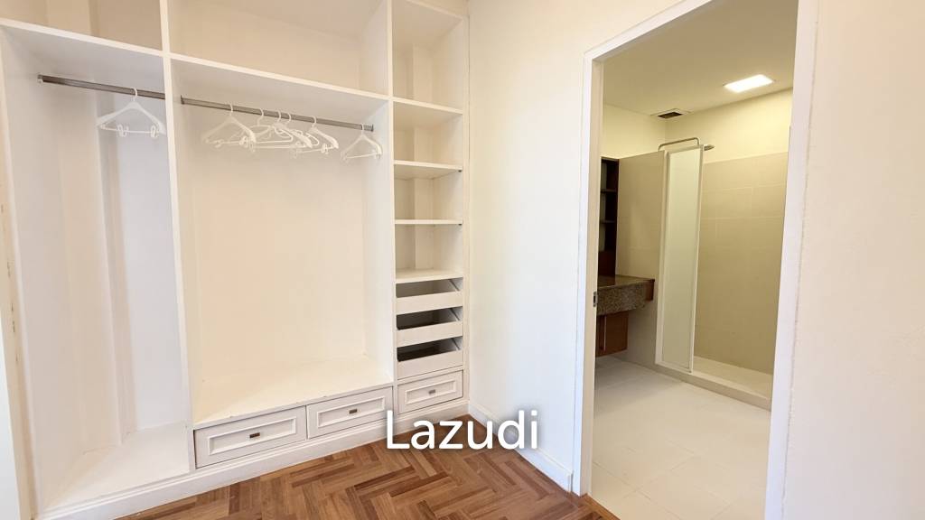 3 Bedrooms 2 Bathrooms 350 SQ.M. Villa Dhewaran