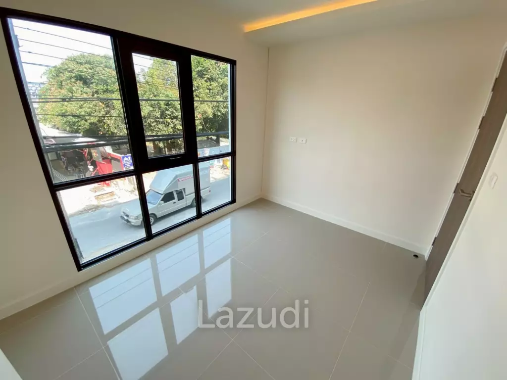 Modern Condo in Hua Hin with Balcony Views