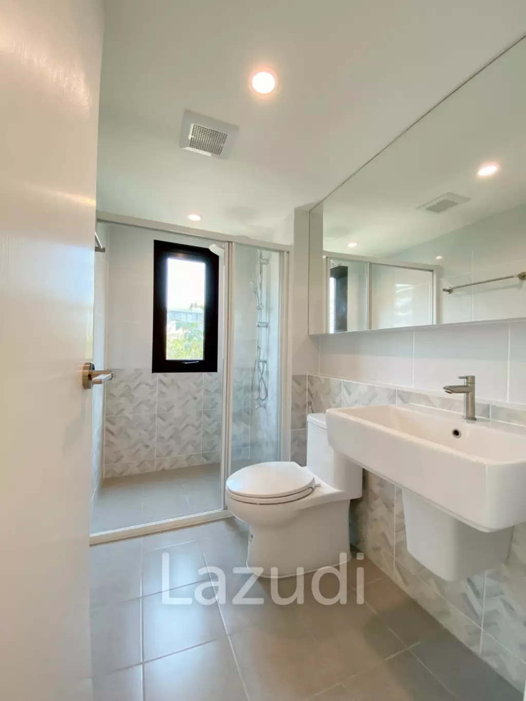 Modern Condo in Hua Hin with Balcony Views