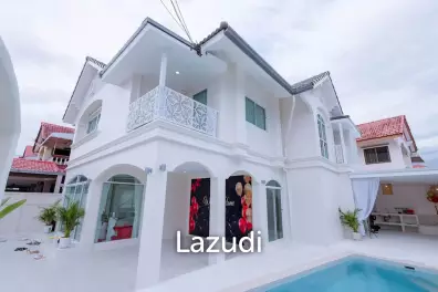 5 Beds 4 Baths 360 SQ.M. Country Club Villa