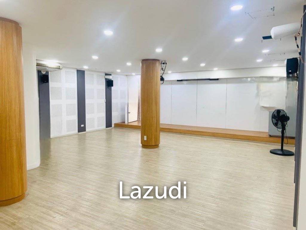 Retail For Sale At Rama 450 Sq.m.