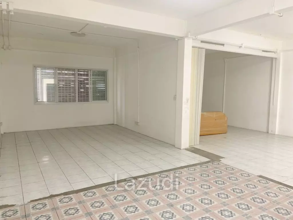 Retail For Sale At Rama 450 Sq.m.