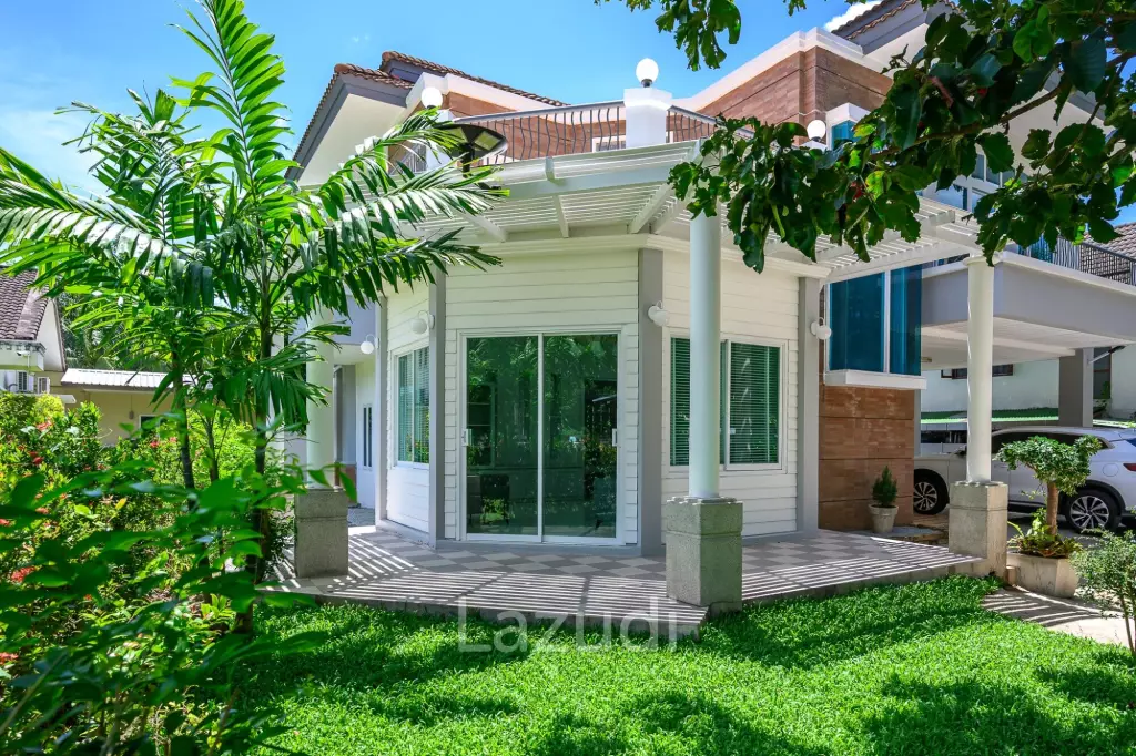 ์Newly Renovated 3-Bedroom House For Rent In Chalong