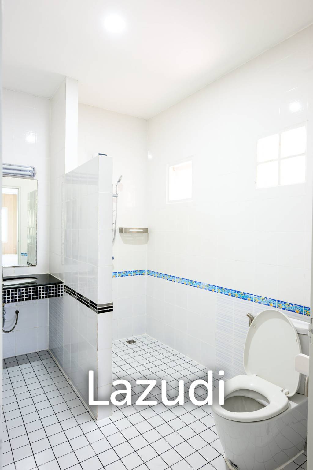 ์Newly Renovated 3-Bedroom House For Rent In Chalong