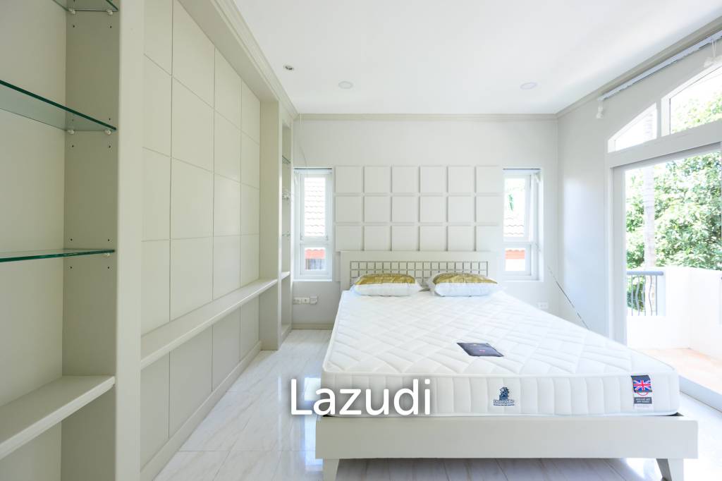 ์Newly Renovated 3-Bedroom House For Rent In Chalong