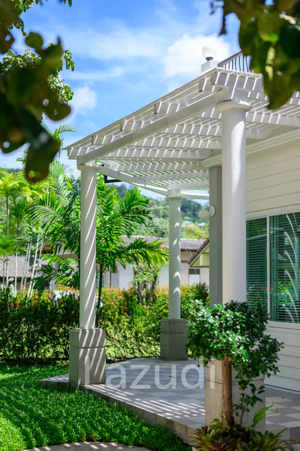 ์Newly Renovated 3-Bedroom House For Rent In Chalong
