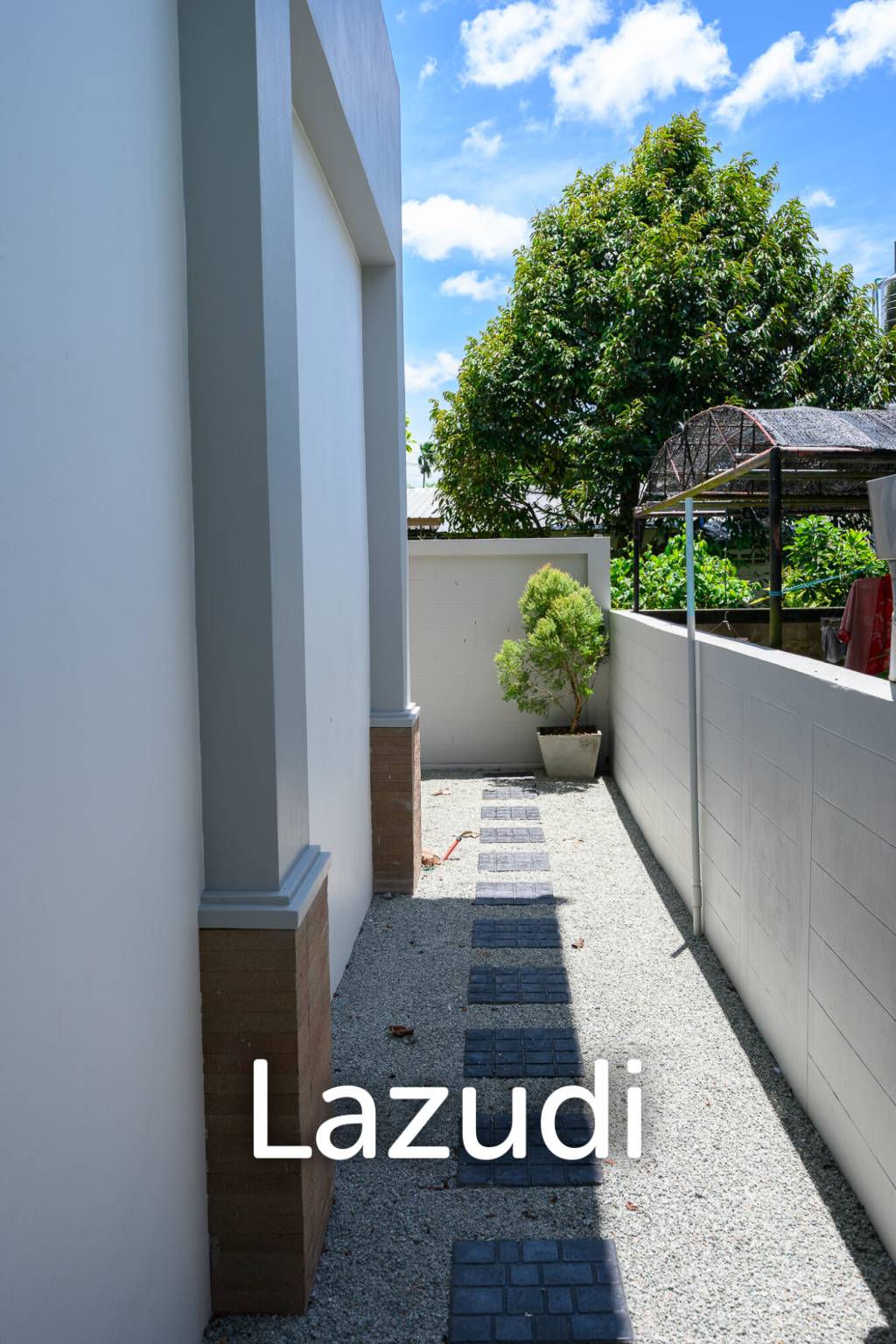 ์Newly Renovated 3-Bedroom House For Rent In Chalong