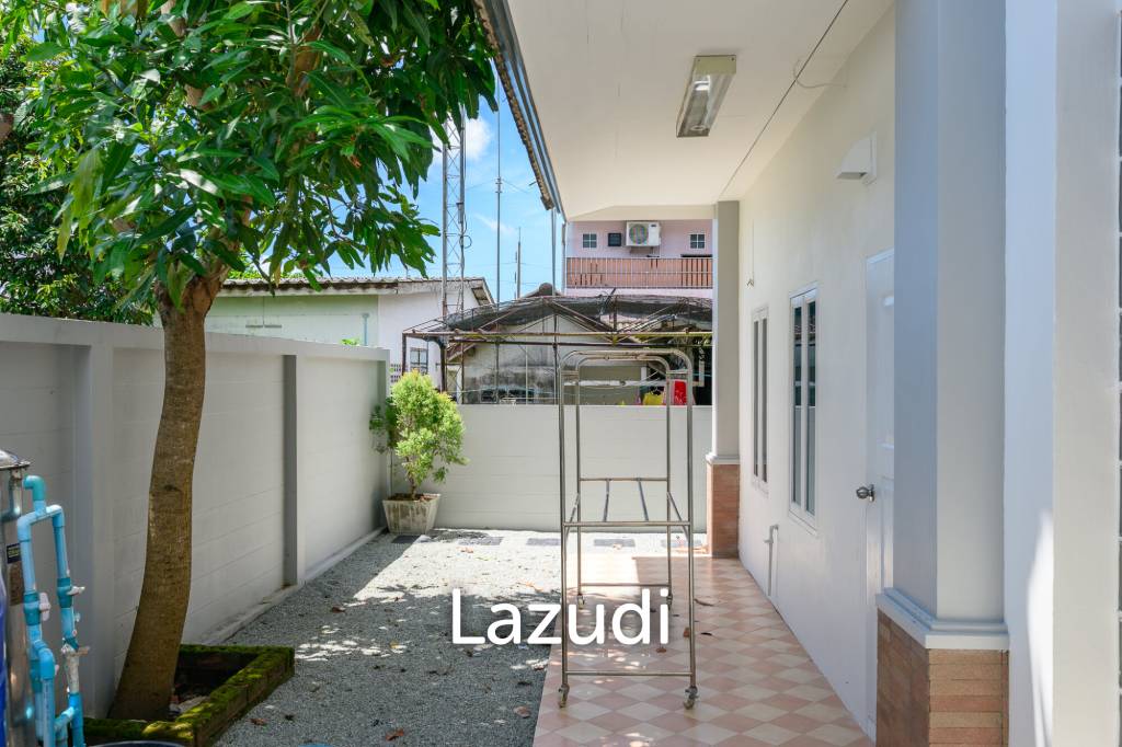 ์Newly Renovated 3-Bedroom House For Rent In Chalong