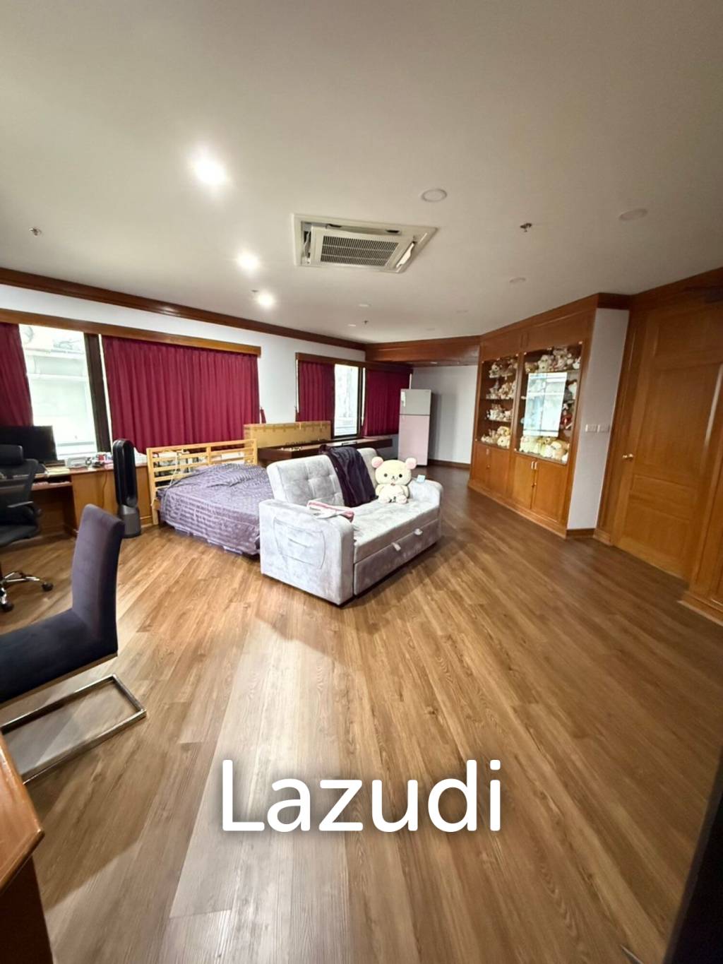 2 Bed 3 Bath 332 SQ.M Condo For Sale at Moon Tower