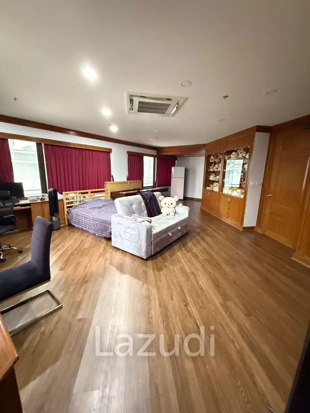 2 Bed 3 Bath 332 SQ.M Condo For Sale at Moon Tower